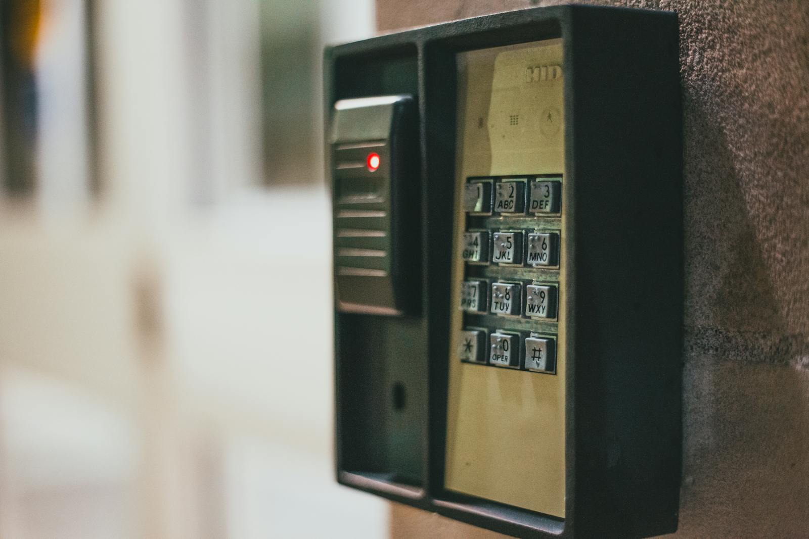 Keypad and Keyless Door Locks in NYC: A Practical Guide